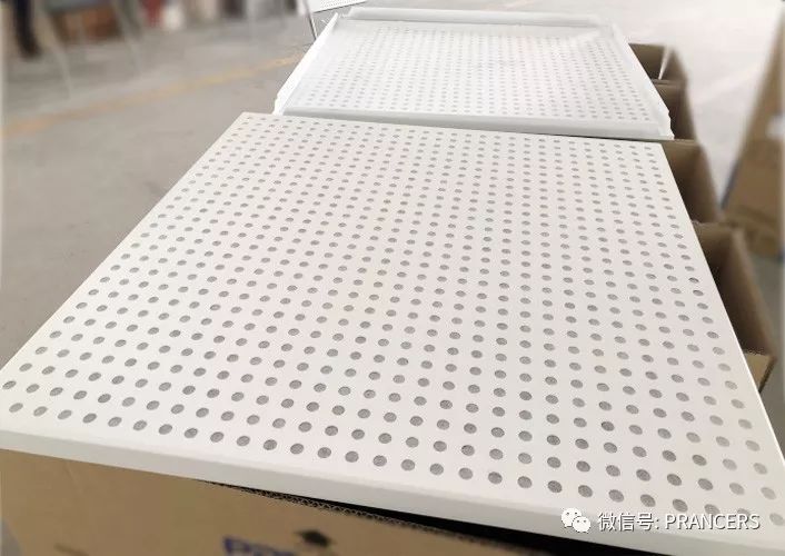 學(xué)校鋁扣板吊頂